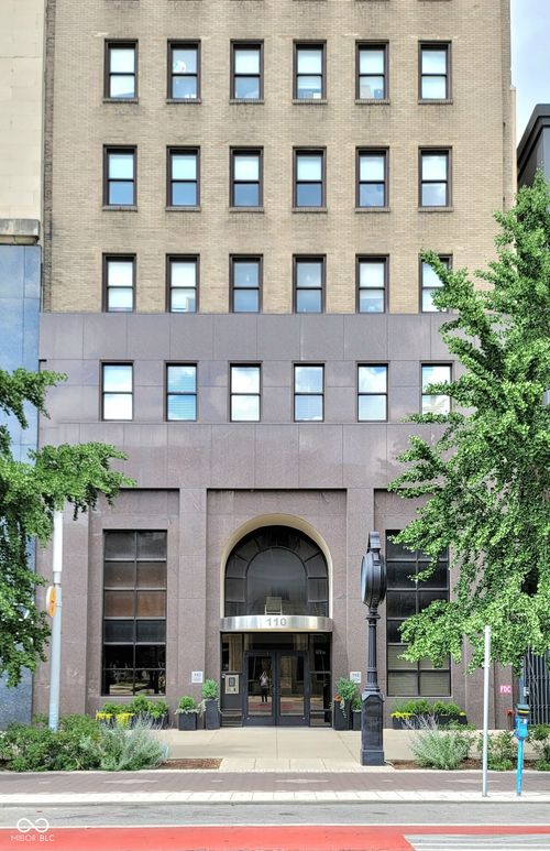 5a-110 E Washington St, Indianapolis, IN, 46204-3724 | Card Image