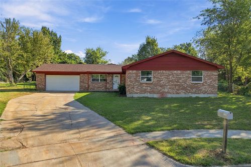 12135 E 32nd Place, Tulsa, OK, 74146 | Card Image