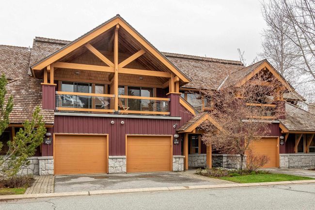 4729 Settebello Drive, Townhouse with 3 bedrooms, 3 bathrooms and 2 parking in Whistler BC | Image 1