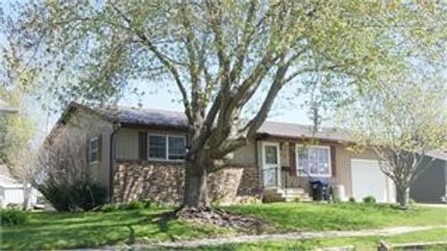 201 Grove St Nw, Shellsburg, IA, 52332-4704 | Card Image