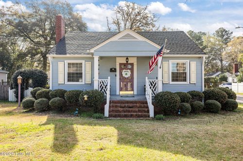 300 N Churchill Drive, Fayetteville, NC, 28303 | Card Image