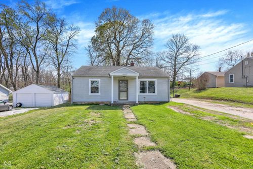 303 Warren St, Williamsport, IN, 47993-1212 | Card Image