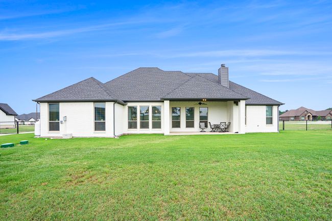 1027 Alex Dr, House other with 3 bedrooms, 3 bathrooms and null parking in Springtown TX | Image 27