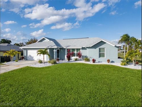 213 Se 10th Ter, Cape Coral, FL, 33990-1583 | Card Image