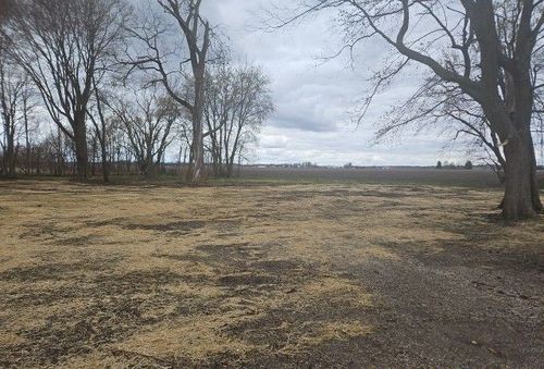 4474 N 1650 East Rd, Ridge Farm, IL, 61870-9446 | Card Image