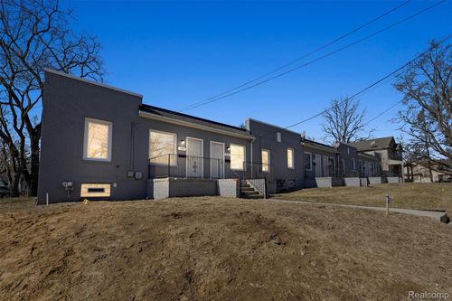 119 Cadillac St, Pontiac, MI, 48342-1223 | Card Image