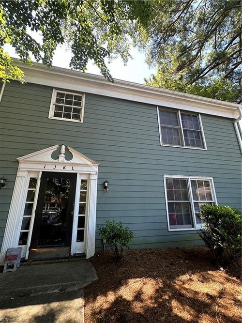 apt-l-650 Rugby Row, Winston-Salem, NC, 27106-5343 | Card Image