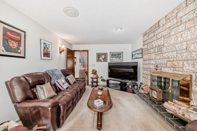 5408 60 Street, Home with 4 bedrooms, 3 bathrooms and 3 parking in Ponoka AB | Image 15