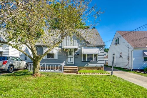 4702 Longwood Ave, Parma, OH, 44134-3822 | Card Image