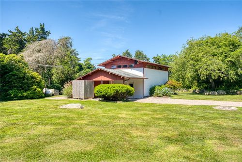 10 Morris Rd, Westerly, RI, 02891-4500 | Card Image