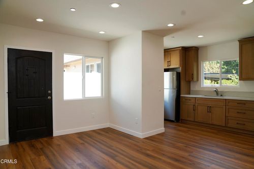 2428 Brigden Rd, Pasadena, CA, 91104-3427 | Card Image