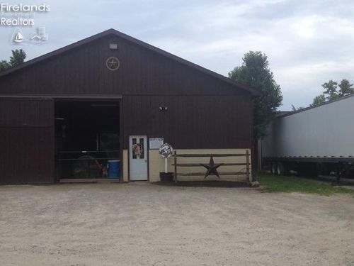 2298 Ridge Rd, Norwalk, OH, 44857-9155 | Card Image