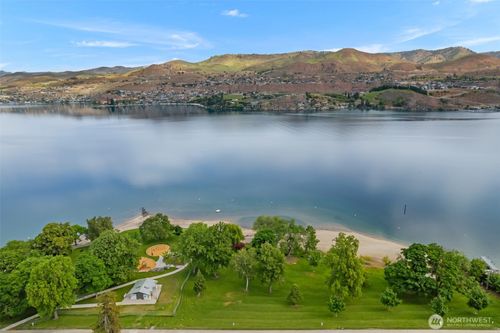 a3-113 E Center St, Chelan, WA, 98816-9186 | Card Image