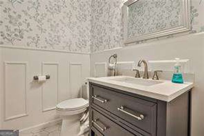 3910 Concord Walk Dr Se, House other with 3 bedrooms, 3 bathrooms and 2 parking in Smyrna GA | Image 6