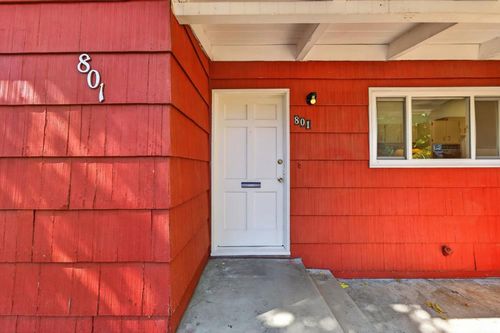 801 N Campus Way, Davis, CA, 95616-1842 | Card Image