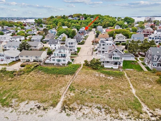 14 Lewis St, House other with 5 bedrooms, 4 bathrooms and 9 parking in Hull MA | Image 6