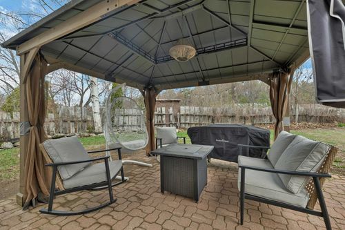 256 Pine St, Laconia, NH, 03246-3249 | Card Image