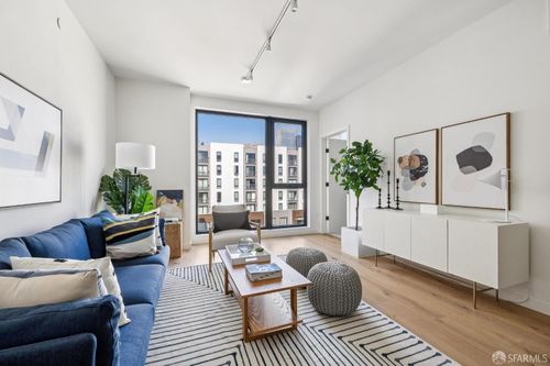 ck9-988 Harrison St, San Francisco, CA, 94107-1009 | Card Image