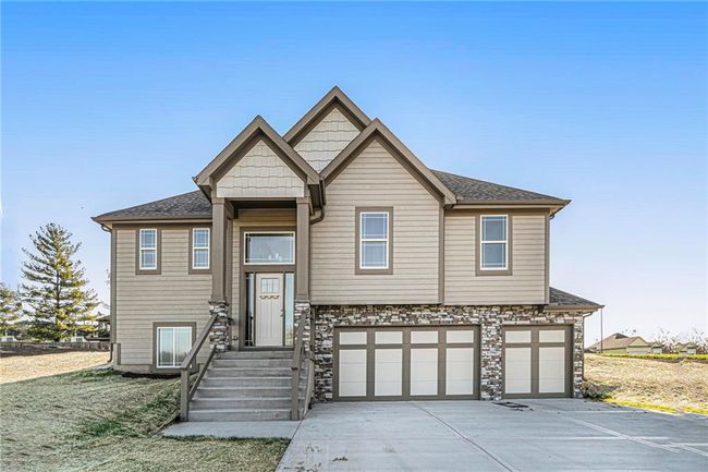 ***SIMULATED PHOTOS*** | Image 5