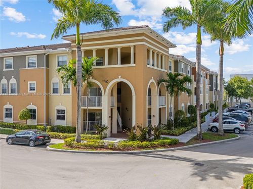 unit-215-8800 Nw 107th Ct, Doral, FL, 33178-2178 | Card Image