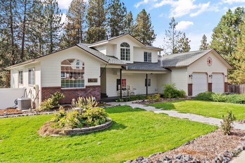 17811 N Larry Ln, Colbert, WA, 99005-9213 | Card Image