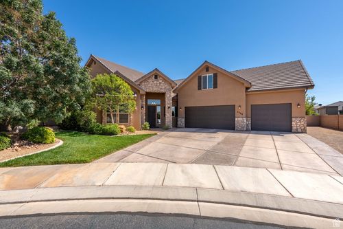 2546 E 3000 South Cir, St George, UT, 84790-8634 | Card Image