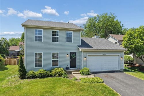 2749 Stuart Kaplan Dr, Aurora, IL, 60503-5601 | Card Image