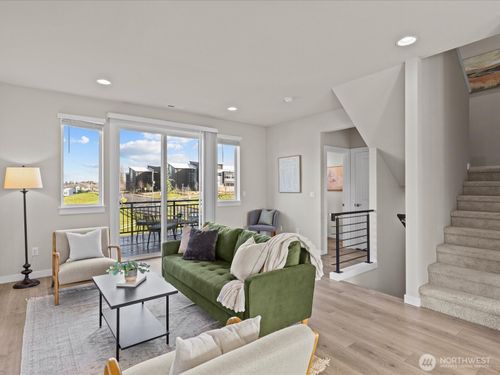 b-3605 192nd St Se, Bothell, WA, 98012-5271 | Card Image