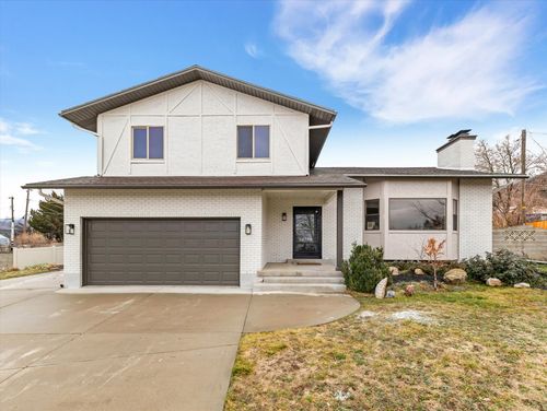 693 Kingston Cir, Tooele, UT, 84074-2831 | Card Image