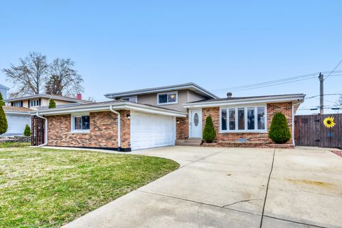 8507 Blue Ridge Ave, Hickory Hills, IL, 60457-1015 | Card Image