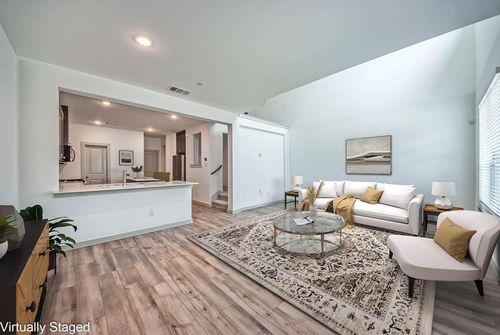 692 Vista Oaks Rd, Lewisville, TX, 75067-8076 | Card Image