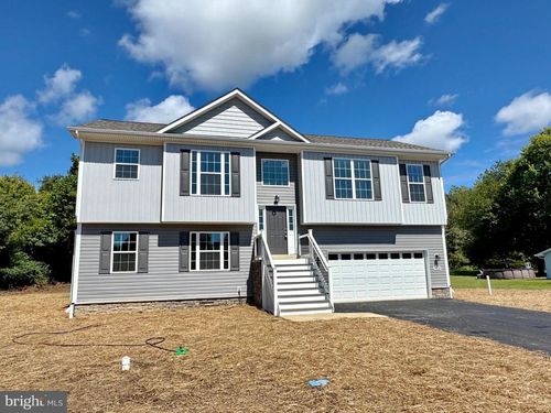 9420 Fendall Ln, NEWBURG, MD, 20664-2235 | Card Image
