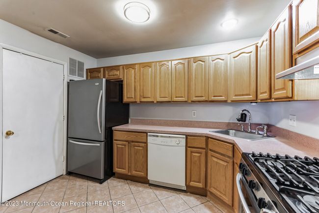 7 - 709 Zlotkin Circle, Condo with 2 bedrooms, 1 bathrooms and null parking in Freehold NJ | Image 13