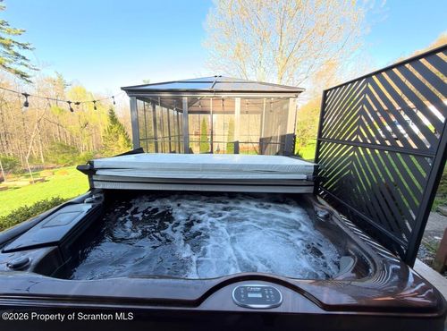 338 Bailey St, South Abington Township, PA, 18411-8967 | Card Image