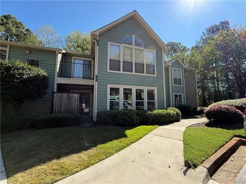 3001 Canyon Point Circle, Roswell, GA, 30076 | Card Image