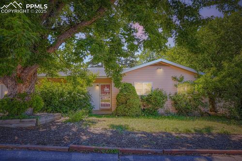 136 Pierce Dr, Colorado Springs, CO, 80906-3235 | Card Image