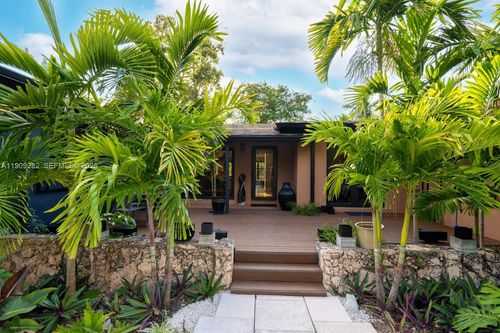 12330 Griffing Blvd, North Miami, FL, 33161-5435 | Card Image