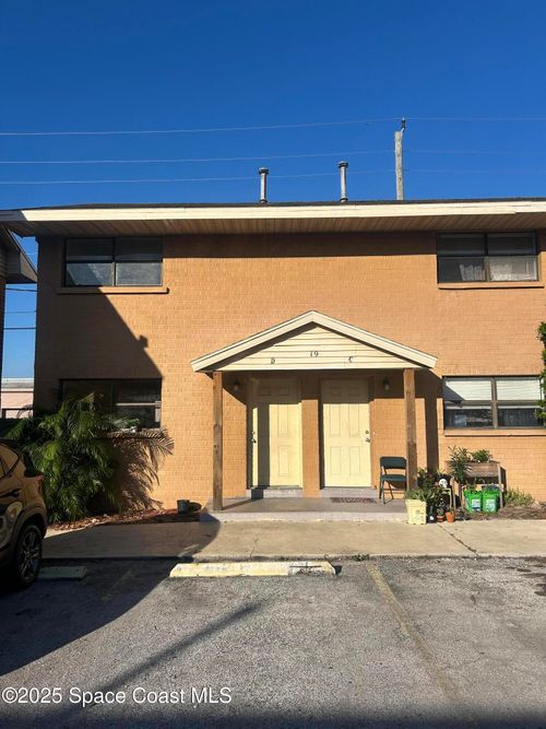 d-19 Ella St, Melbourne, FL, 32935-7384 | Card Image