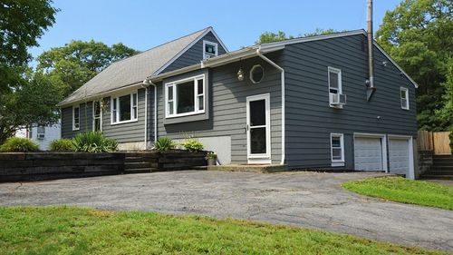 52 Prospect Ave, Attleboro, MA, 02703-5222 | Card Image
