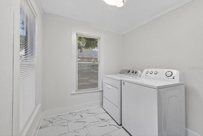 1217 E 29 Th Ave, House other with 3 bedrooms, 2 bathrooms and null parking in Tampa FL | Image 14