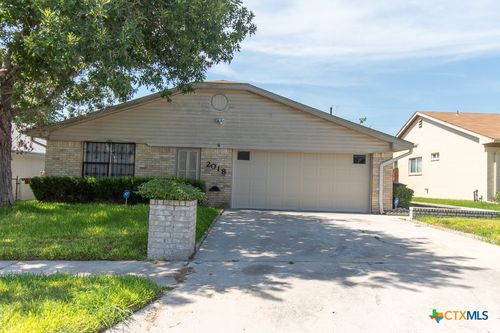 2018 Newton Dr, Killeen, TX, 76549-1100 | Card Image
