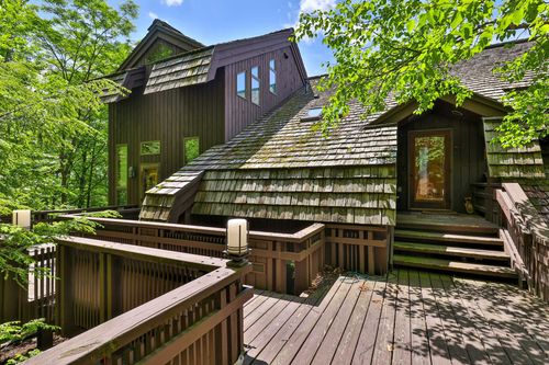726 E Ash Rd, Plymouth, VT, 05056-4444 | Card Image