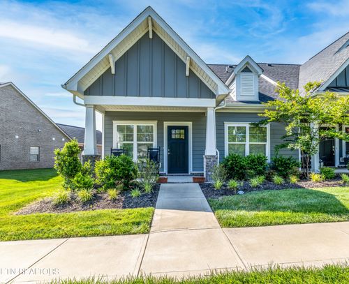 12623 Needlepoint Drive, Farragut, TN, 37934 | Card Image