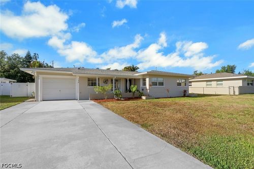 752 Coral Dr, Cape Coral, FL, 33904-5901 | Card Image