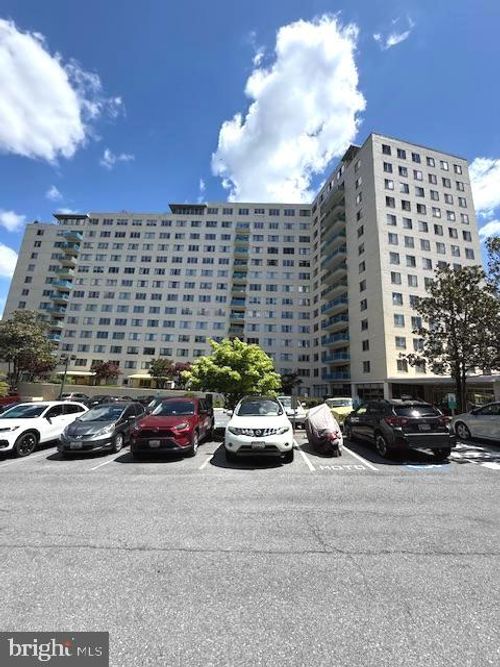 apt-1204a-10201 Grosvenor Pl, NORTH BETHESDA, MD, 20852-4619 | Card Image