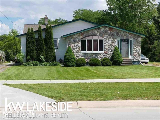 Van Dyke Ave, Shelby Township, MI 48316