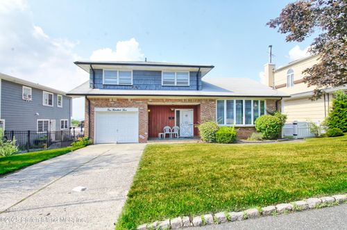 105 Marshall Ave, Staten Island, NY, 10314-5617 | Card Image