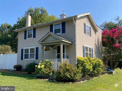 430 Pine Grove Rd, Bluemont, VA, 20135-4708 | Card Image