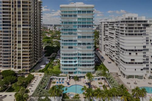 apt-5f-10101 Collins Ave, Bal Harbour, FL, 33154-1639 | Card Image