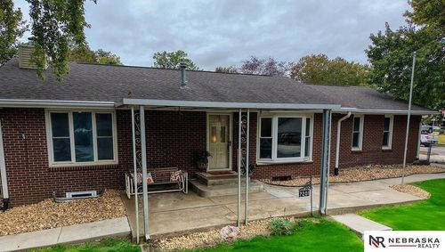 7201 Colfax Ave, Lincoln, NE, 68507-2082 | Card Image